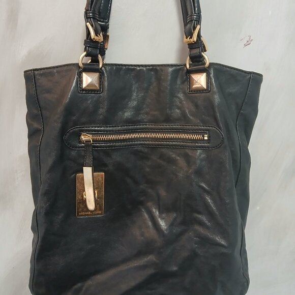Michael Kors Elegant Leather Tote🖤 - Picture 1 of 14